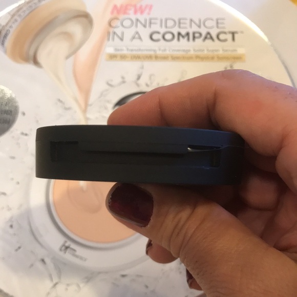 It cosmetics bye bye pores blush - Picture 4 of 7